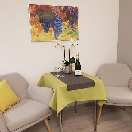 Gaestezimmer-Apartment Heidi Hoenl Buergstadt Exterior foto